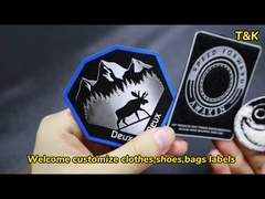 चेनील कढ़ाई और बुना हुआ लेबल